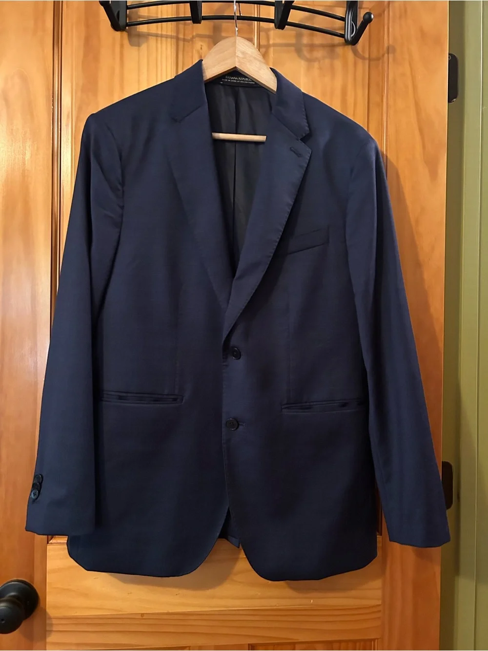 Banana Republic Navy Two-Button Men's Italian Tailored Slimfit Blazer